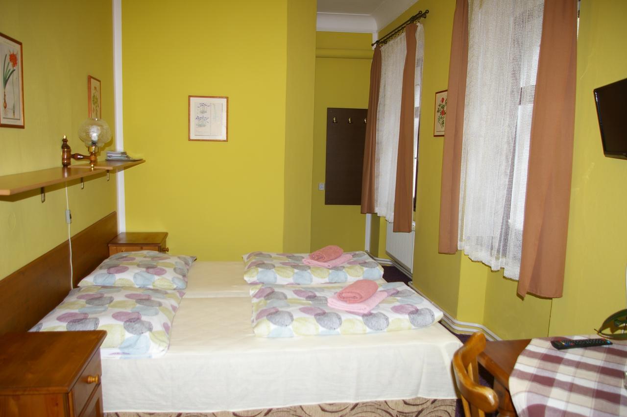 Penzion Koudela Česká Kamenice Bagian luar foto